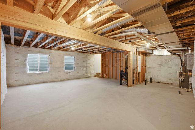 2143 N CHIANTI ST, Saratoga Springs, UT 84045