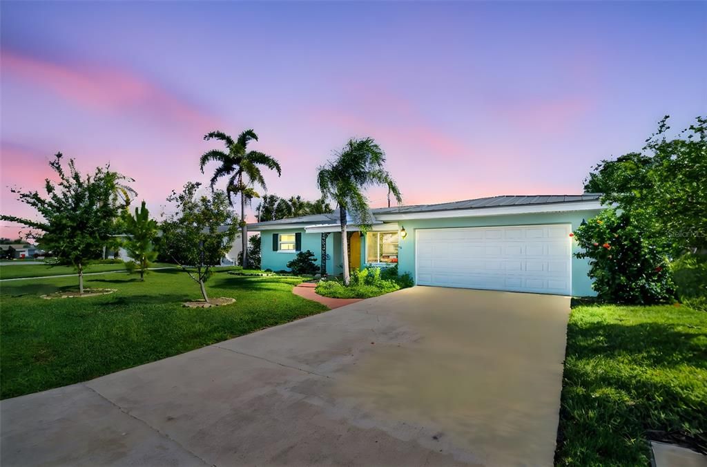 13979 BARBADOS DRIVE, Seminole, FL 33776
