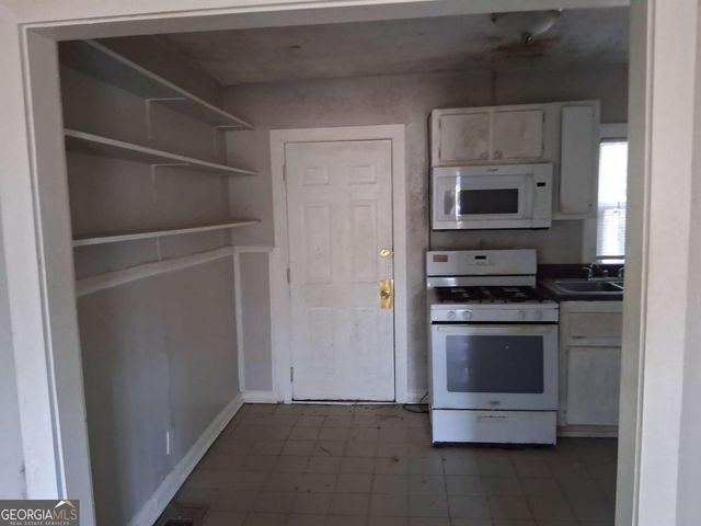2835 Burton Road NW, Atlanta, GA 30311