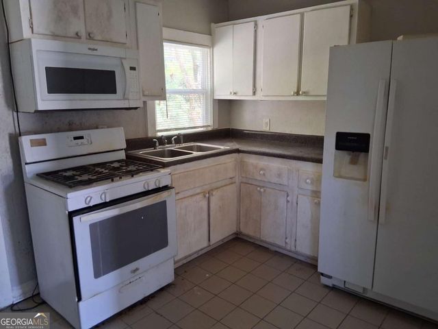 2835 Burton Road NW, Atlanta, GA 30311