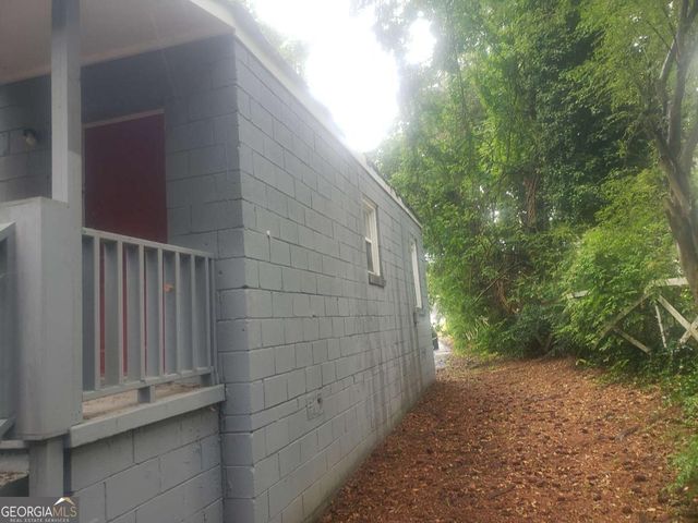 2835 Burton Road NW, Atlanta, GA 30311