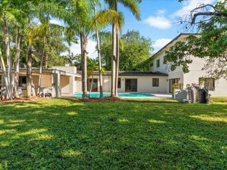 8501 SW 68th St Rd, Miami, FL 33143