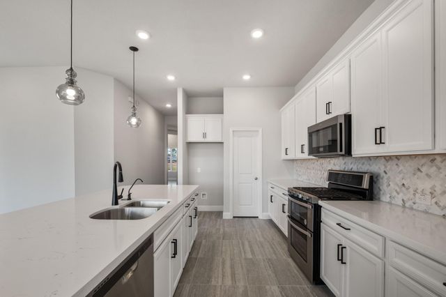 10102 Water Harbor Drive, Missouri City, TX 77459