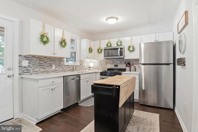 30 N PENN ST, Hanover, PA 17331