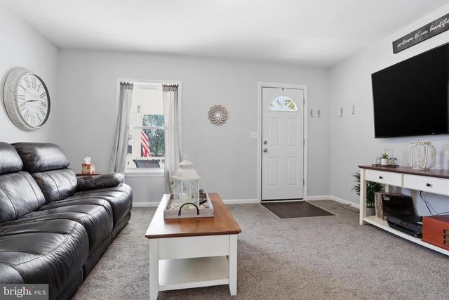 30 N PENN ST, Hanover, PA 17331
