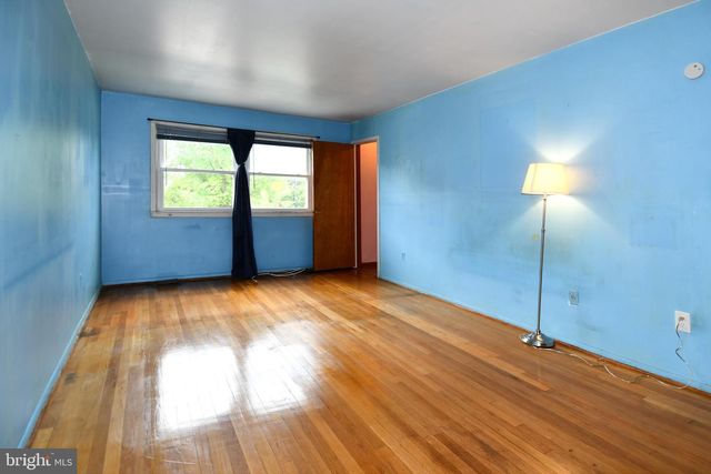7445 CALDER DR, Capitol Heights, MD 20743