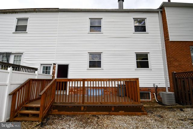 7445 CALDER DR, Capitol Heights, MD 20743
