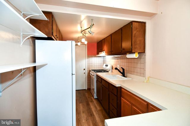 7445 CALDER DR, Capitol Heights, MD 20743