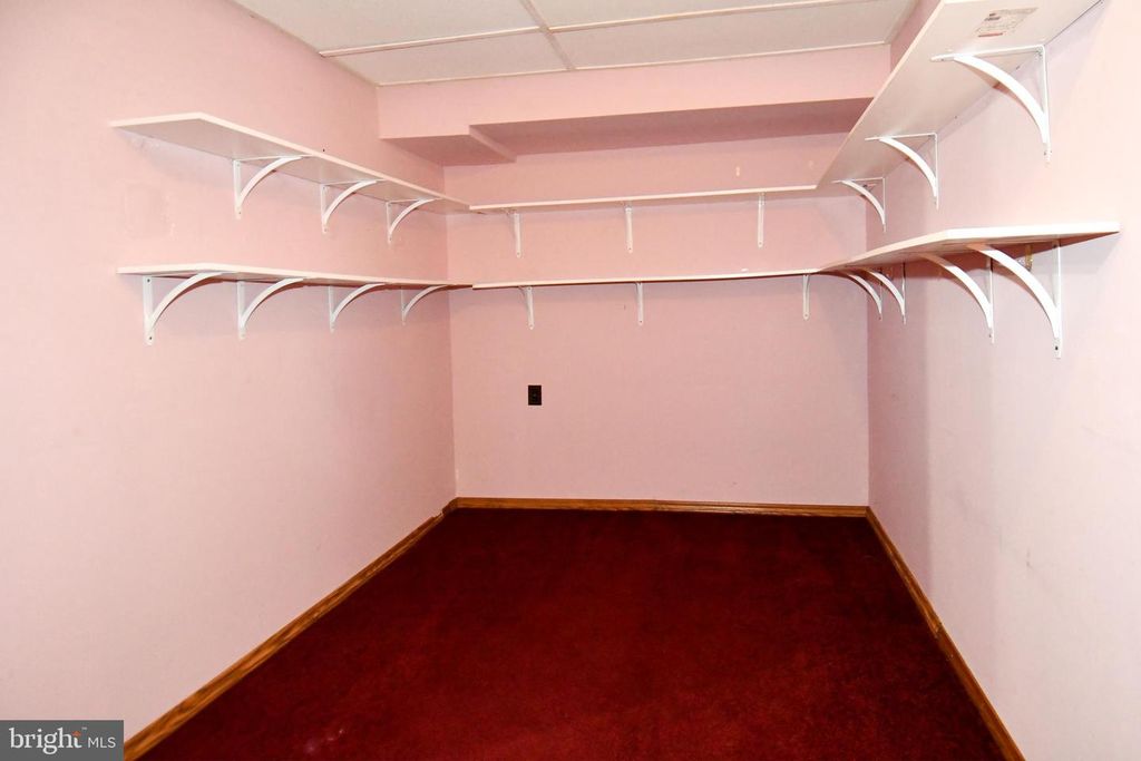 Image 39 of property listing at 7445 CALDER DR, Capitol Heights, MD 20743