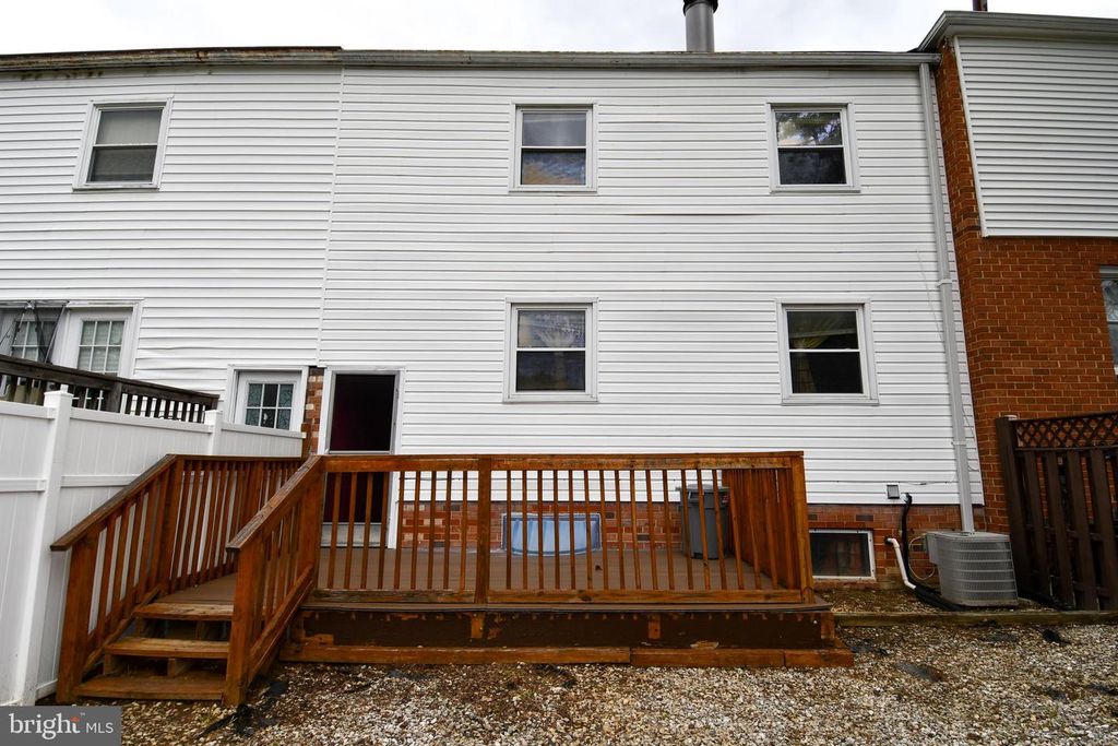 Image 43 of property listing at 7445 CALDER DR, Capitol Heights, MD 20743