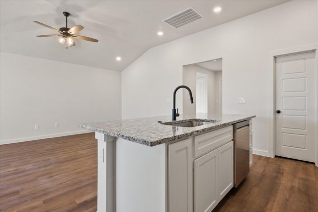 2607 Garland Avenue, Lubbock, TX 79407