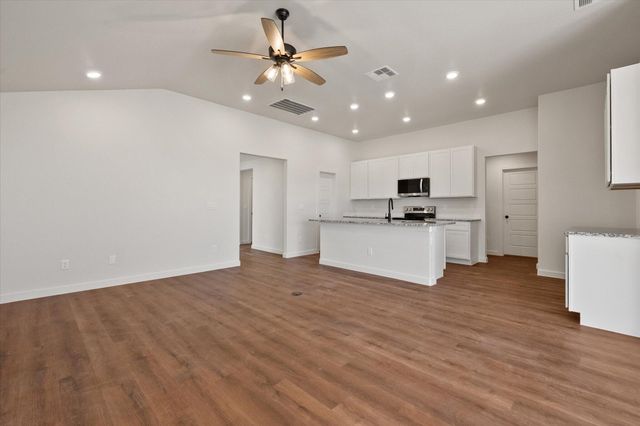 2607 Garland Avenue, Lubbock, TX 79407