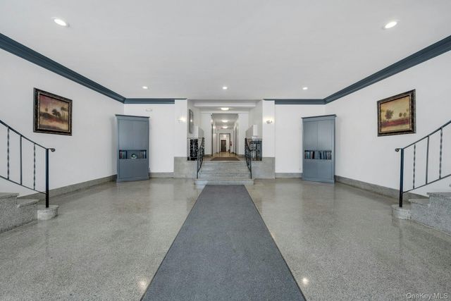 10 N Broadway 4B, White Plains, NY 10601