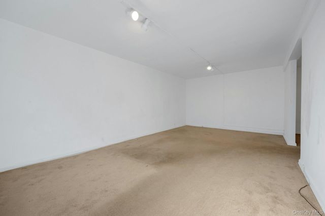 10 N Broadway 4B, White Plains, NY 10601