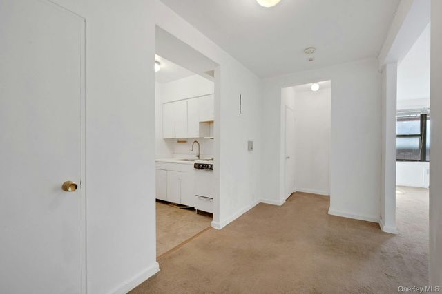 10 N Broadway 4B, White Plains, NY 10601