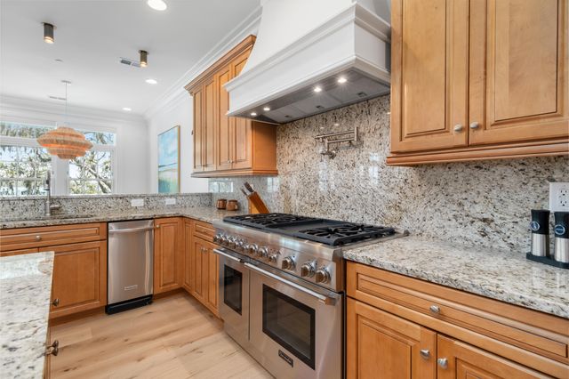 108 Fairbanks Oak Alley Unit 201, Charleston, SC 29492