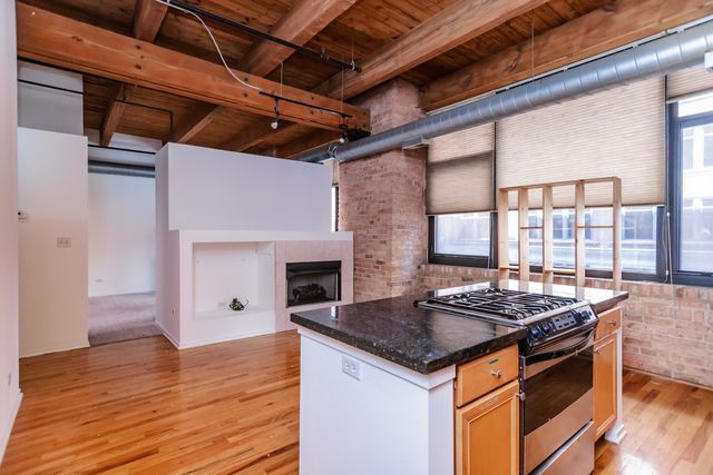 625 W Jackson Boulevard 212, Chicago, IL 60661