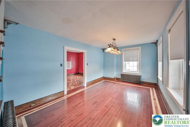 1333 Spring Valley Road, Bethlehem City, PA 18015