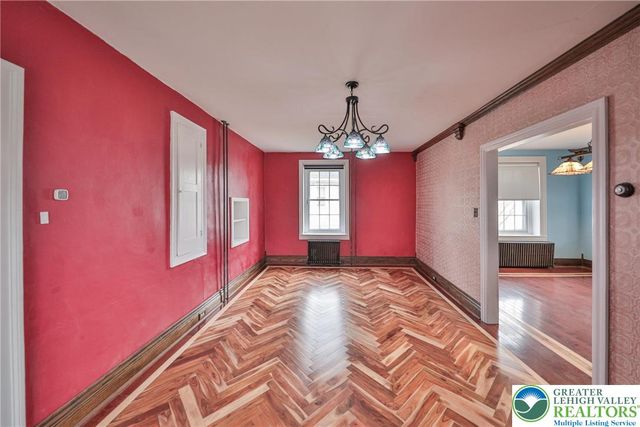 1333 Spring Valley Road, Bethlehem City, PA 18015