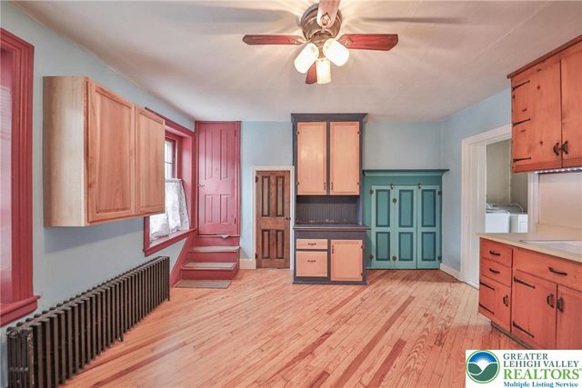 1333 Spring Valley Road, Bethlehem City, PA 18015