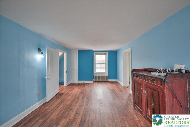 1333 Spring Valley Road, Bethlehem City, PA 18015