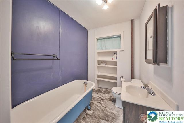 1333 Spring Valley Road, Bethlehem City, PA 18015