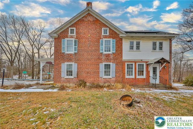 1333 Spring Valley Road, Bethlehem City, PA 18015