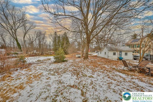 1333 Spring Valley Road, Bethlehem City, PA 18015