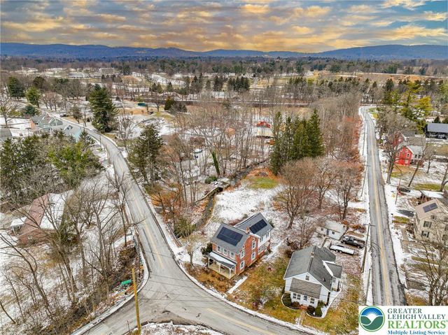 1333 Spring Valley Road, Bethlehem City, PA 18015