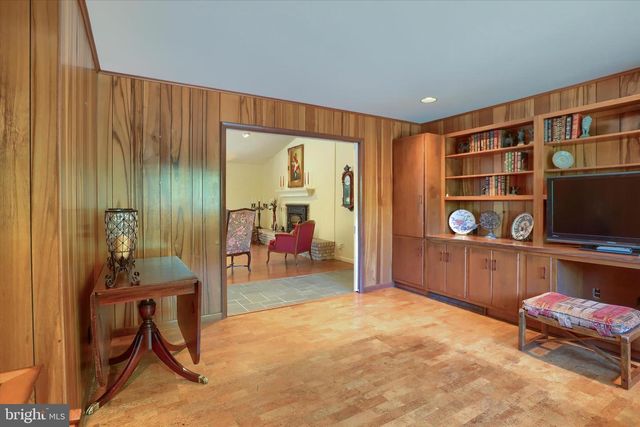 4225 ORCHARD HILL RD, Harrisburg, PA 17110