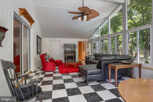4225 ORCHARD HILL RD, Harrisburg, PA 17110