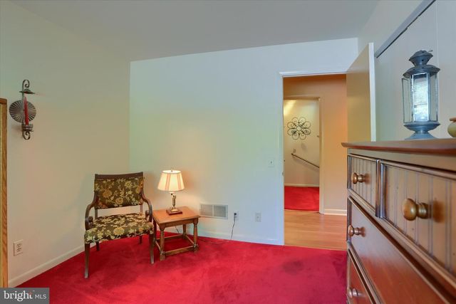 4225 ORCHARD HILL RD, Harrisburg, PA 17110
