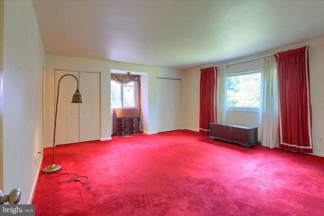 4225 ORCHARD HILL RD, Harrisburg, PA 17110