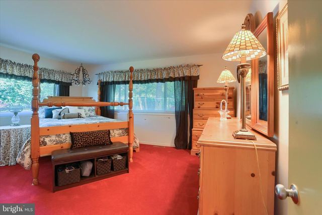 4225 ORCHARD HILL RD, Harrisburg, PA 17110