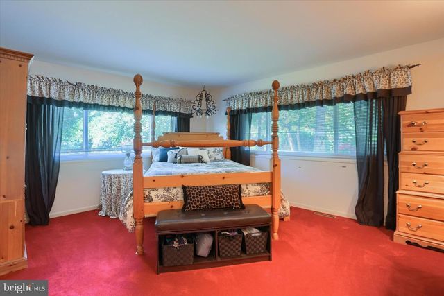 4225 ORCHARD HILL RD, Harrisburg, PA 17110