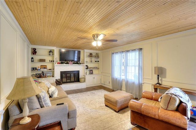 4976 Mystere Circle SW, Lilburn, GA 30047