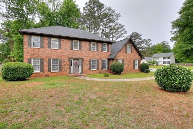 4976 Mystere Circle SW, Lilburn, GA 30047