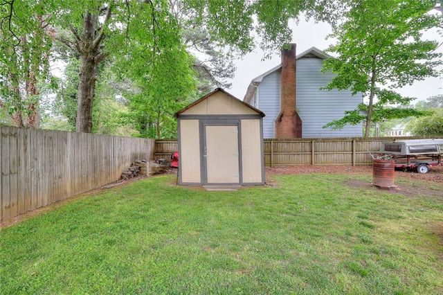 4976 Mystere Circle SW, Lilburn, GA 30047