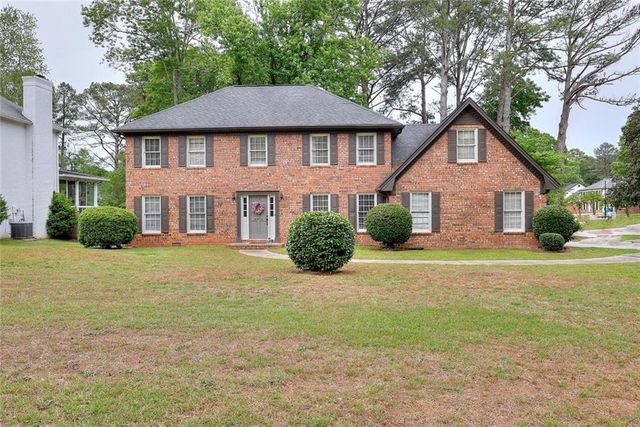 4976 Mystere Circle SW, Lilburn, GA 30047