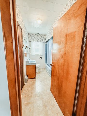 136 Perrine Street, Auburn, NY 13021
