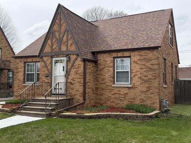 2540 Lincoln ROAD, Kenosha, WI 53143