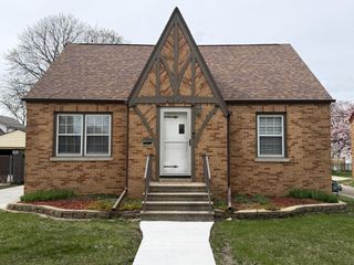 2540 Lincoln ROAD, Kenosha, WI 53143