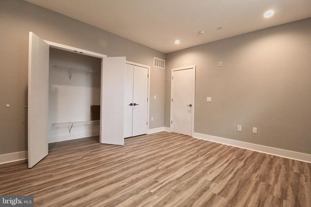 1642 CAMBRIDGE ST, Philadelphia, PA 19130
