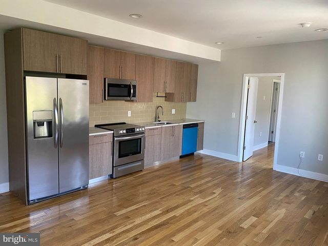 1642 CAMBRIDGE ST, Philadelphia, PA 19130
