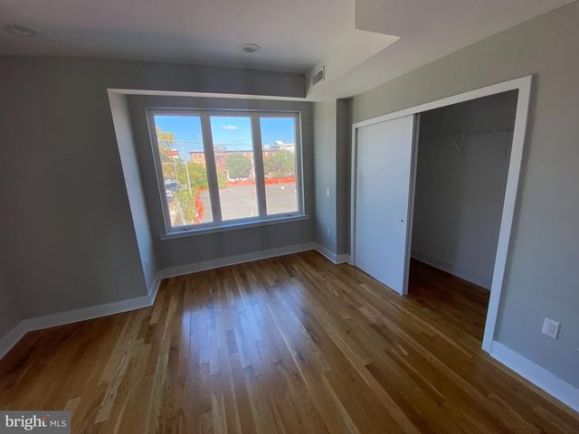 1642 CAMBRIDGE ST, Philadelphia, PA 19130