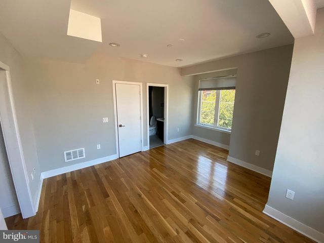 1642 CAMBRIDGE ST, Philadelphia, PA 19130