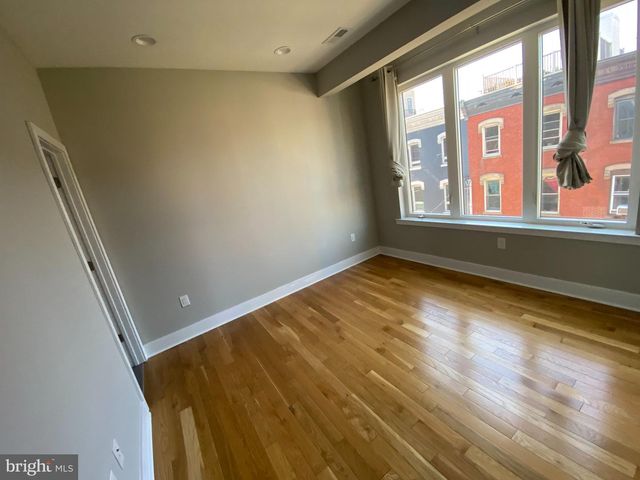1642 CAMBRIDGE ST, Philadelphia, PA 19130