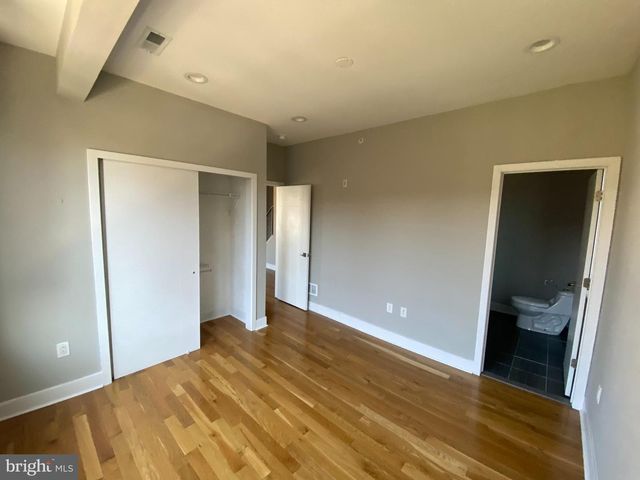 1642 CAMBRIDGE ST, Philadelphia, PA 19130