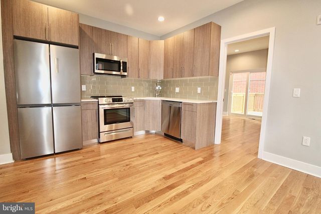 1642 CAMBRIDGE ST, Philadelphia, PA 19130