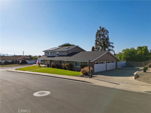 1377 Ken, Santa Maria, CA 93455